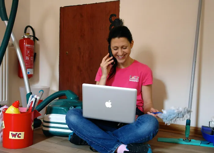 Lotte - The Backpackers *