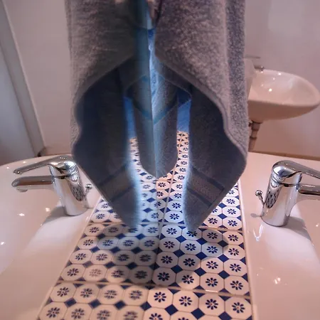 Lotte - The Backpackers