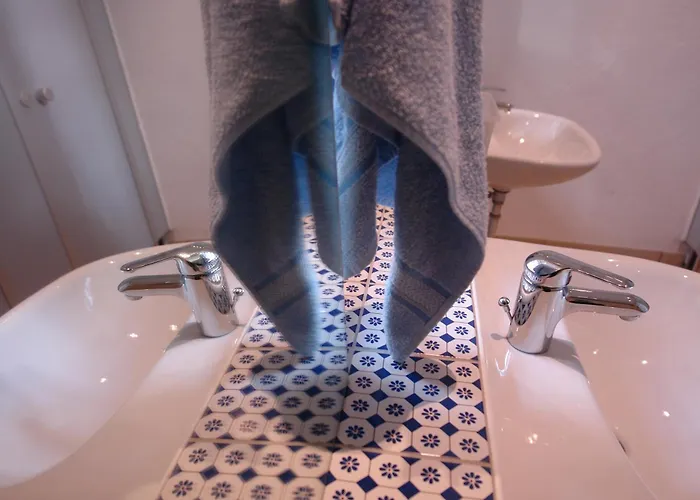 Lotte - The Backpackers