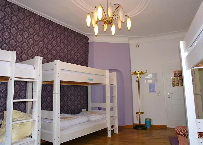 Lotte - The Backpackers Hostal